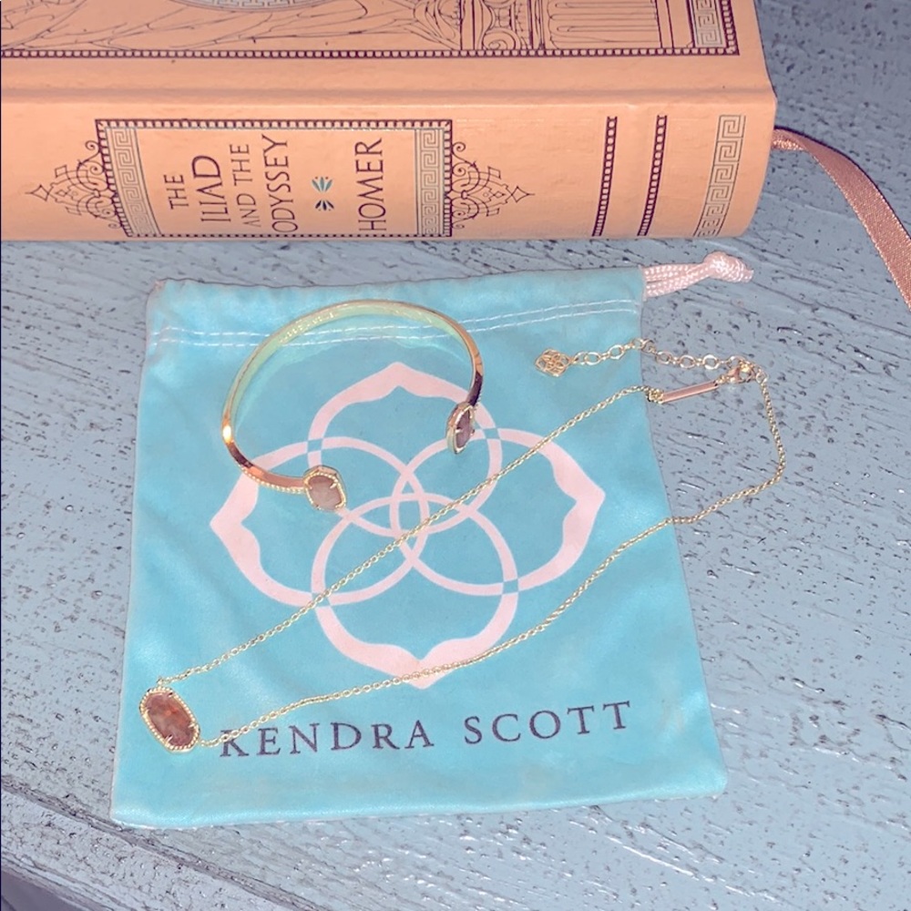 Kendra Scott necklace and Bracelet set